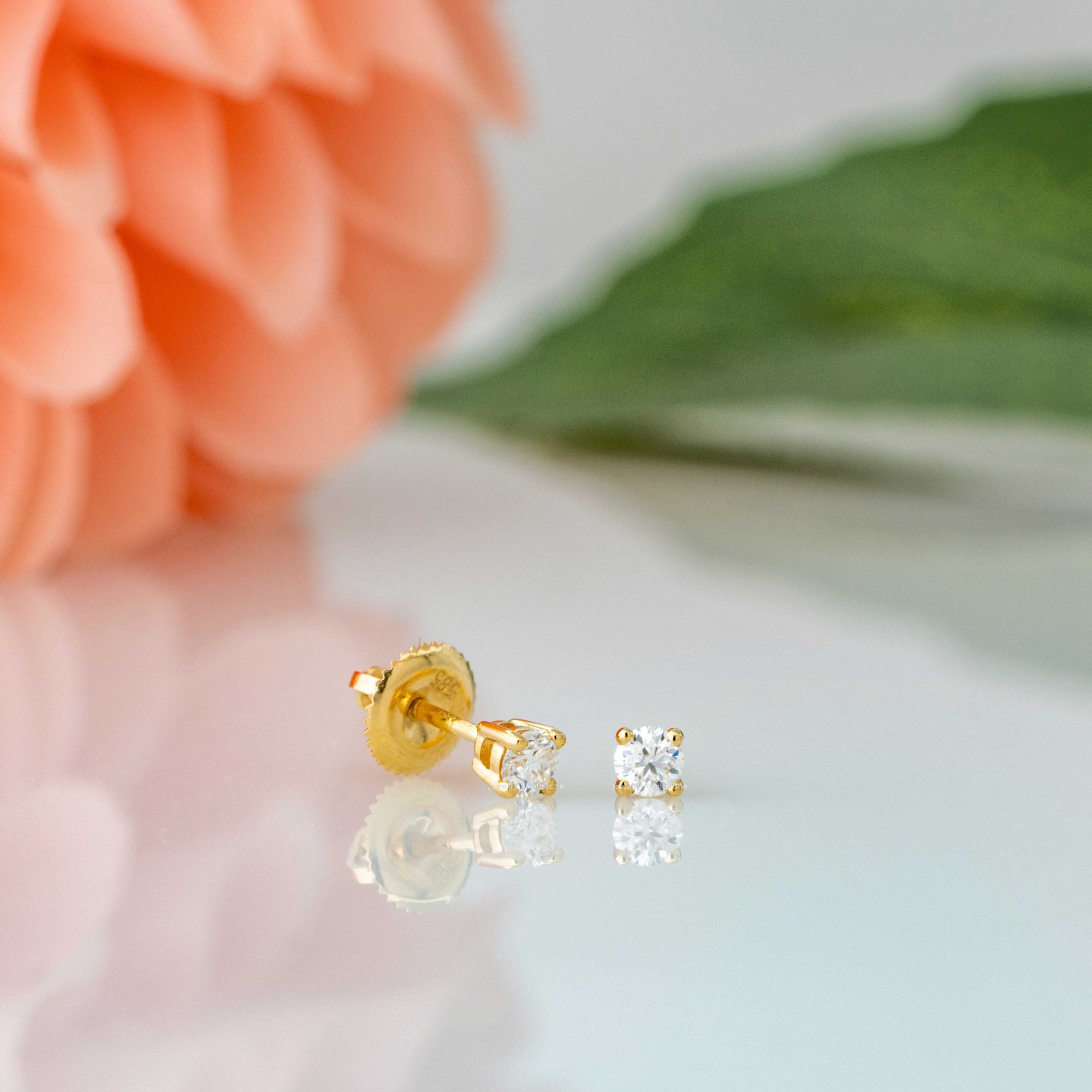 14K Gold 3MM Moissanite Solitaire Stud Earrings
