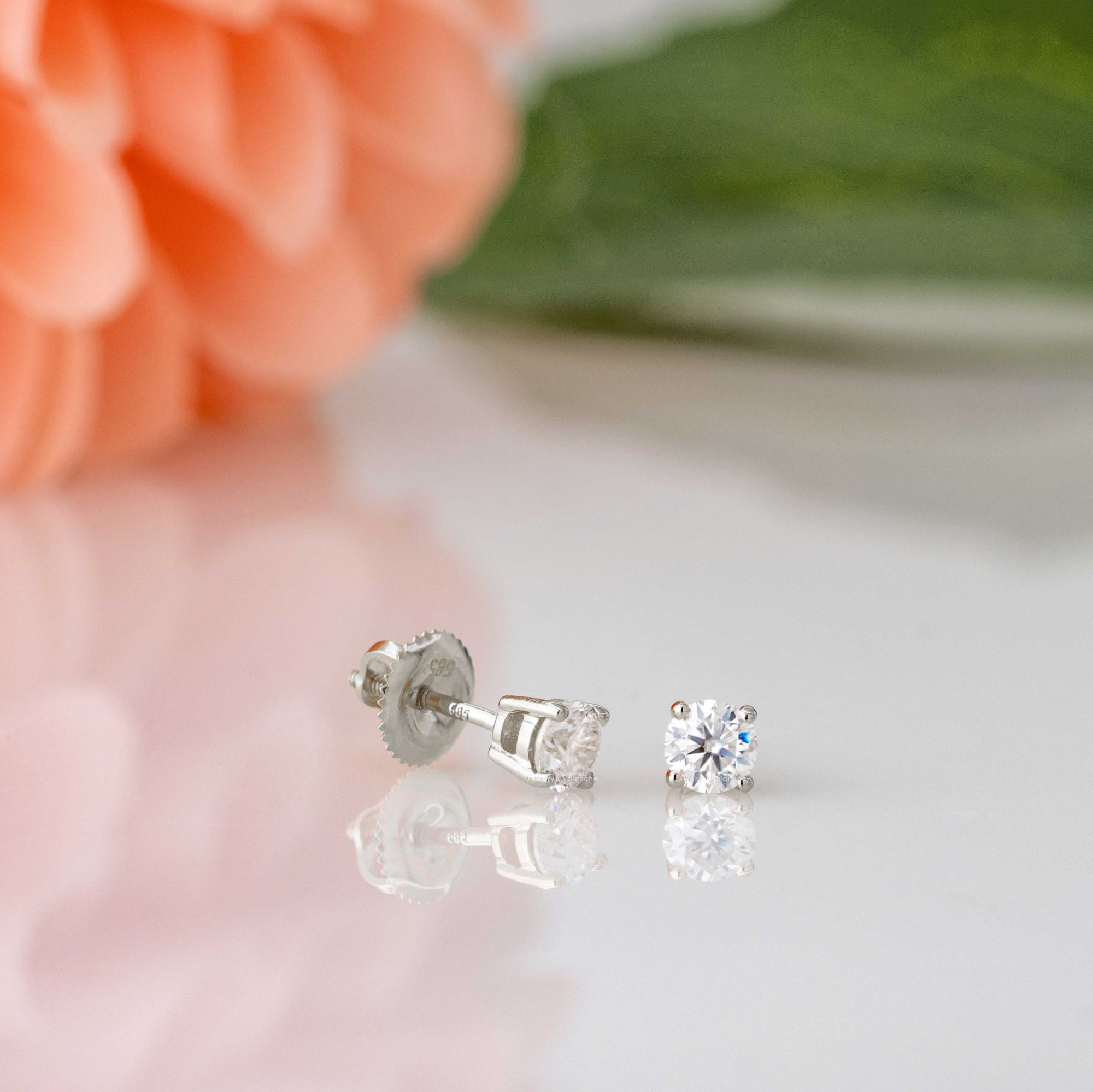 14K Gold 4MM Moissanite Solitaire Stud Earrings