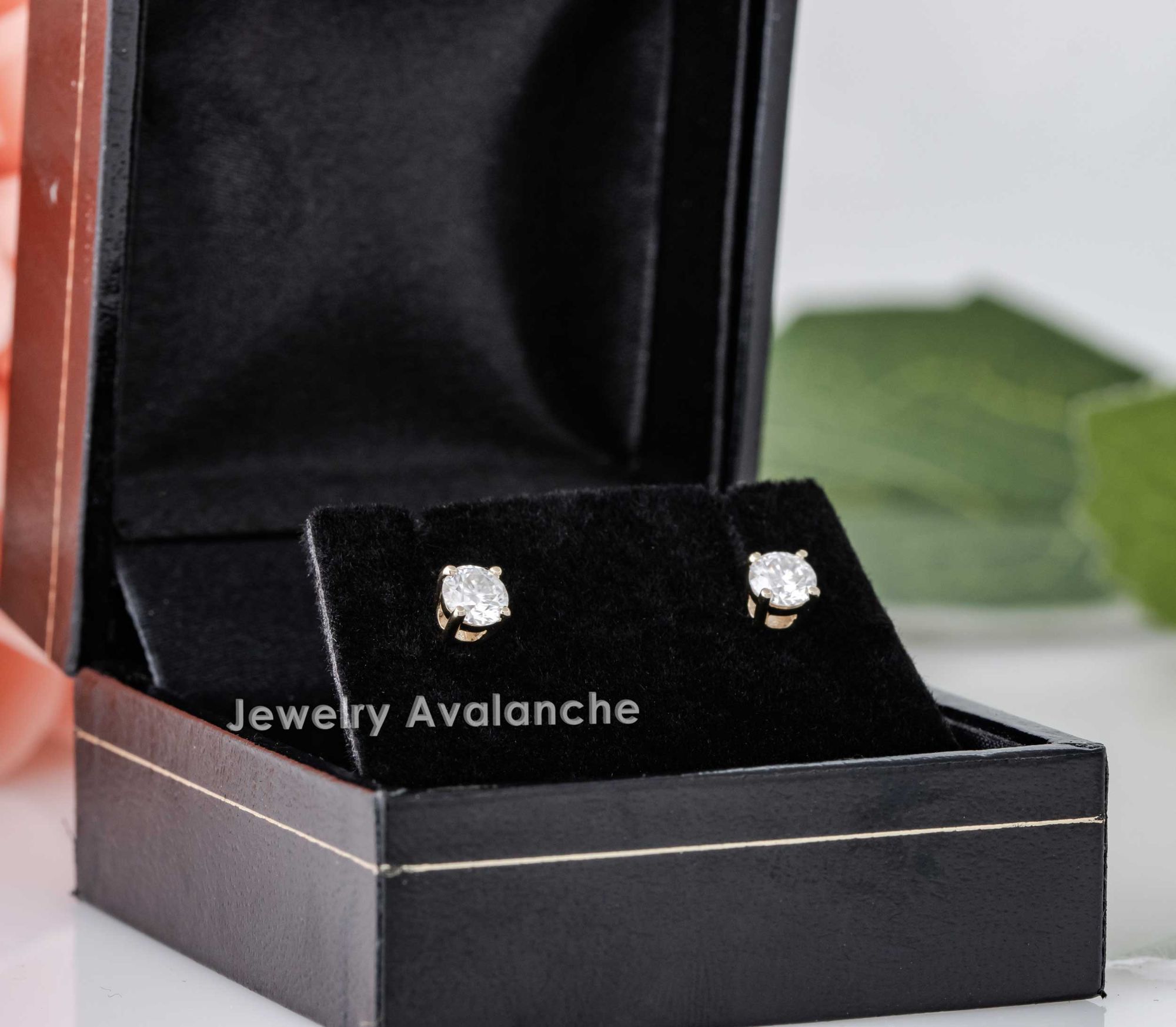 14K Gold 5MM Moissanite Solitaire Stud Earrings
